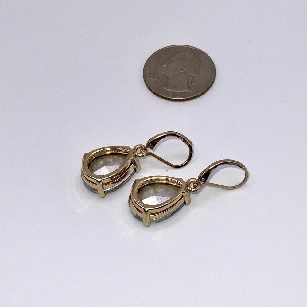 Smokey Gray Tear Drop Beveled Crystal Set In Gold 1” Dangle Earrings - Picture 4 of 4